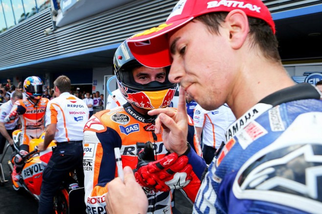 Lorenzo si rifiuta di dare la mano a Marquez dopo la gara di Jerez