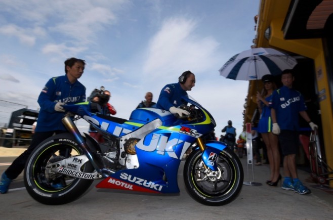 suzuki motogp test valencia