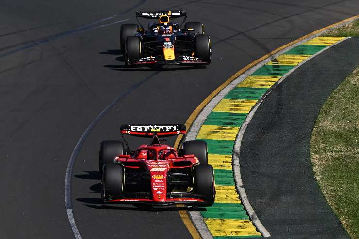 Carlos Sainz e Max Verstappen bella sfida