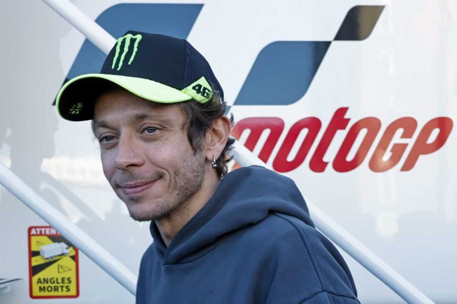 Valentino Rossi ecco che auto guida