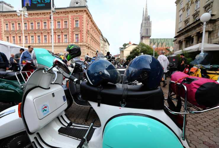 Vespa, ¿quién produce los motores? 