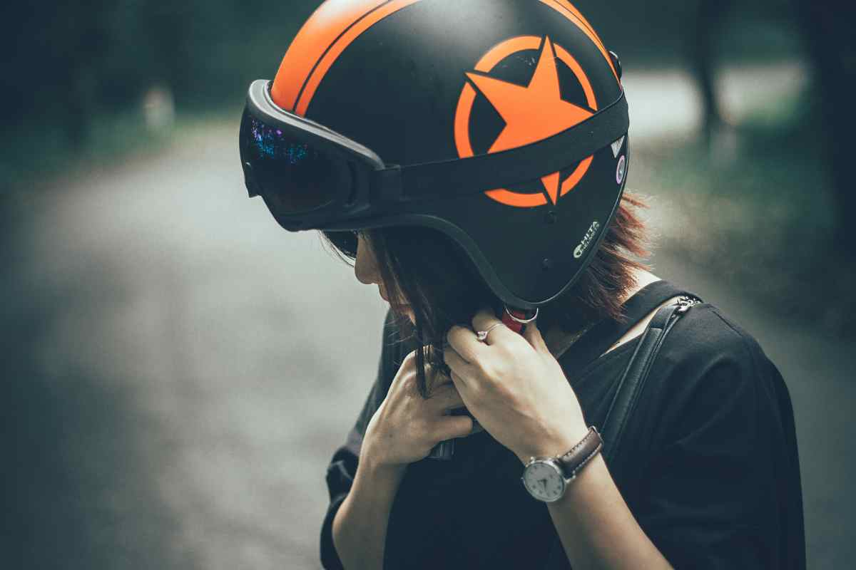 Casco moto obbligo novità