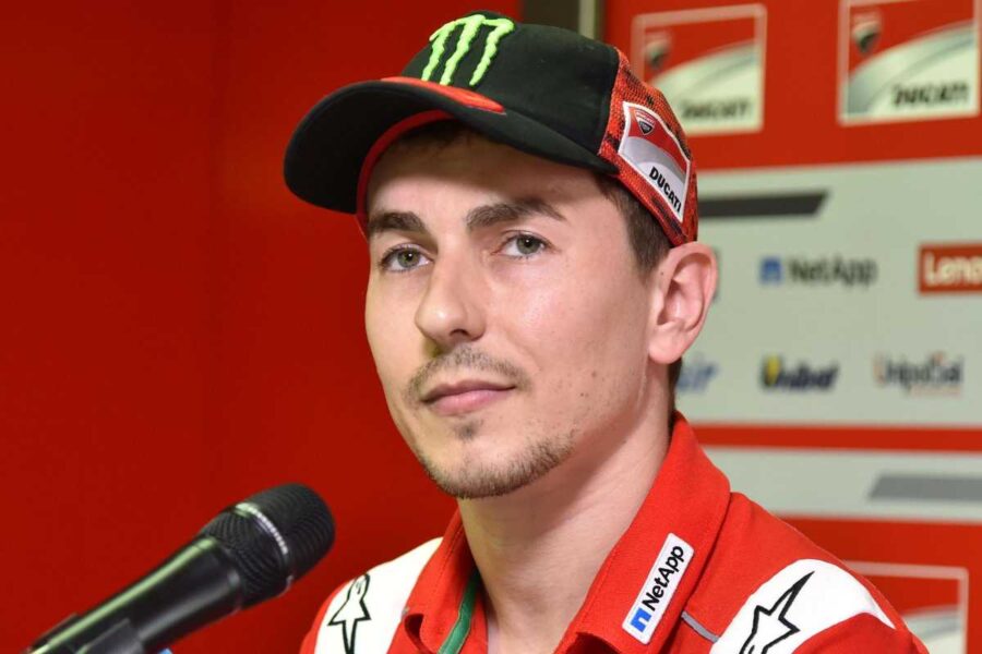 Jorge Lorenzo svela la sua nuova auto