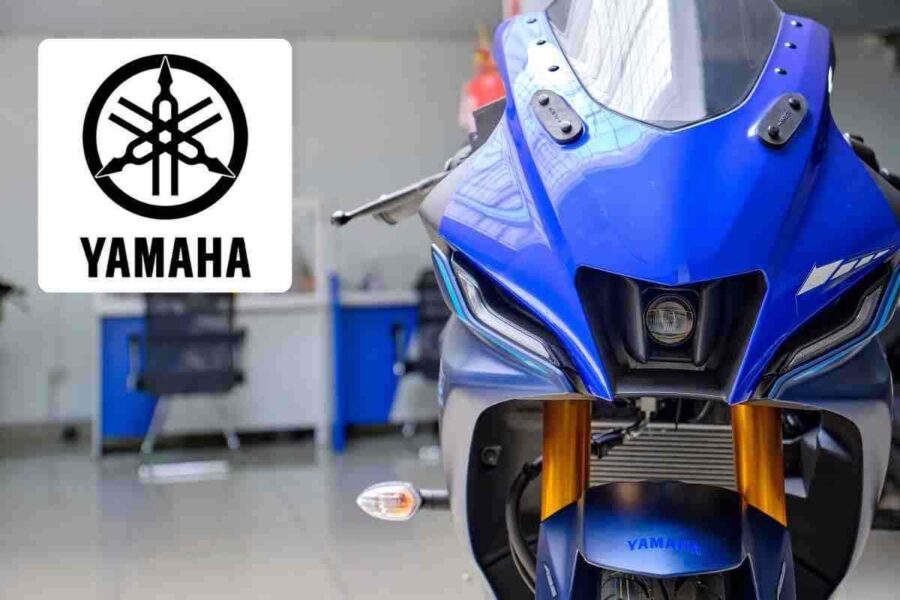 Moto Yamaha omaggio