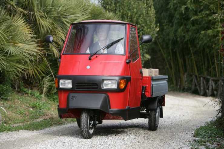 Piaggio Ape Vespa Ciao RSV 1000 novità modelli storici