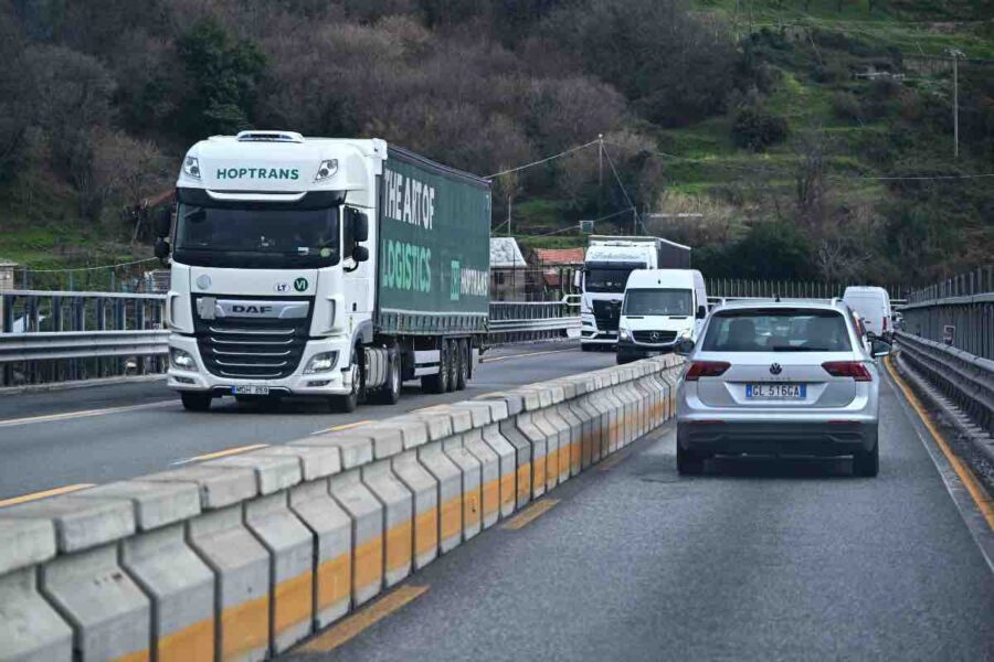 Autostrade, cambia tutto: arriva la svolta del Governo sui pedaggi