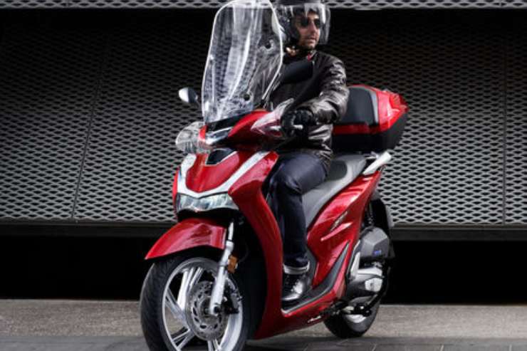 Honda SH125 occasione sconto finanziamento scooter venduto