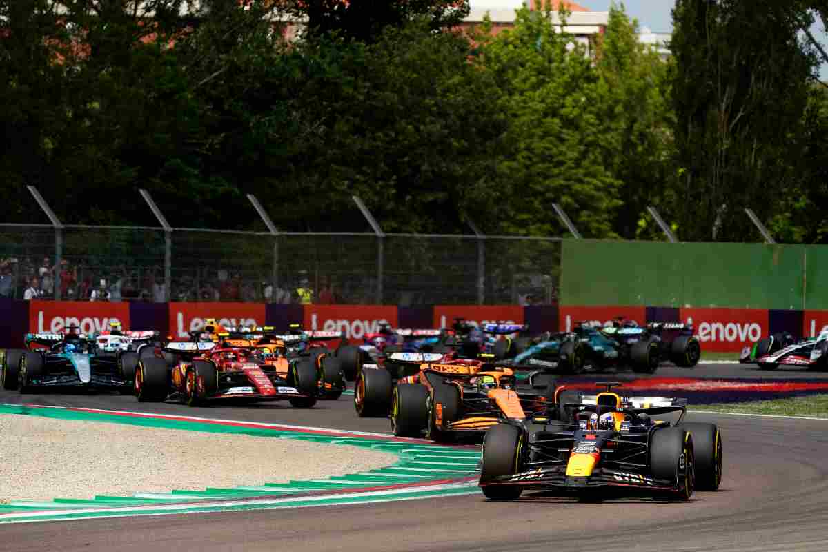 F1 GP Imola, Gara: Verstappen non sbaglia mai