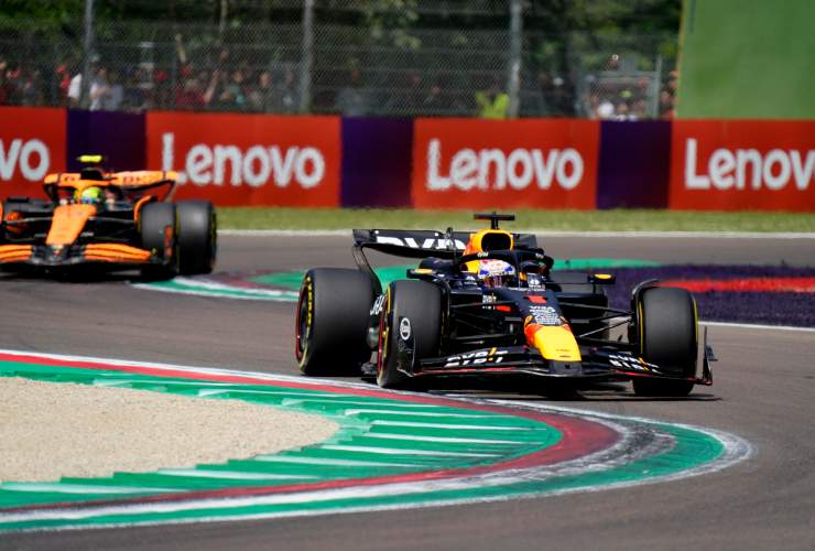 Ferrari, strategia suicida