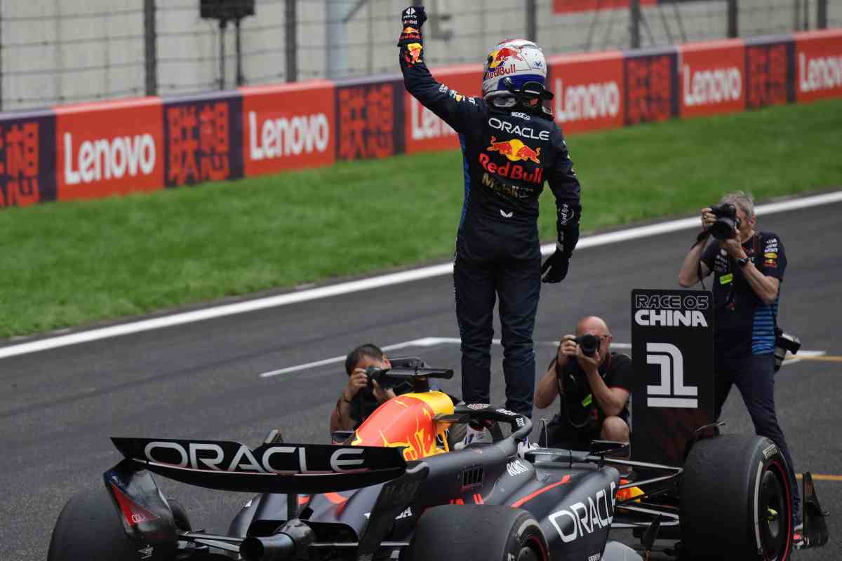 Quanto viene a costare la tuta dei piloti di F1?