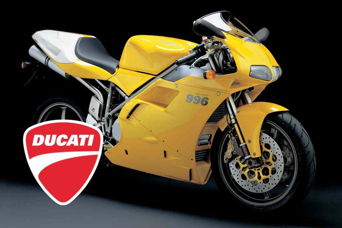 Ducati 996 completamente stravolta: il restyling che ha fatto impazzire il mondo del web