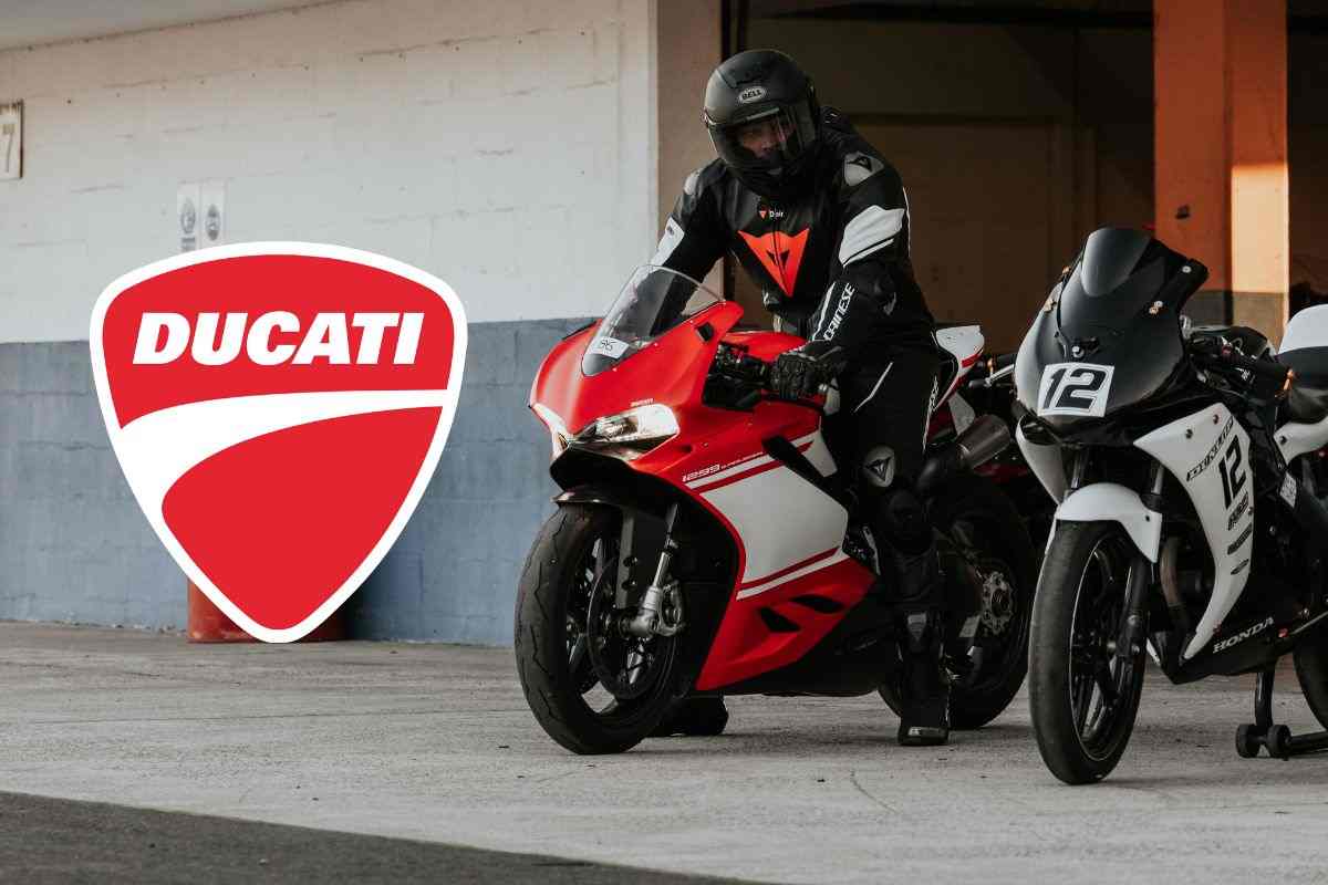 Asta scatenata per questa Ducati: non è una qualsiasi, il prezzo spiazza gli appassionati