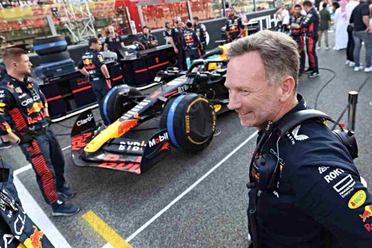 Il box della Red Bull