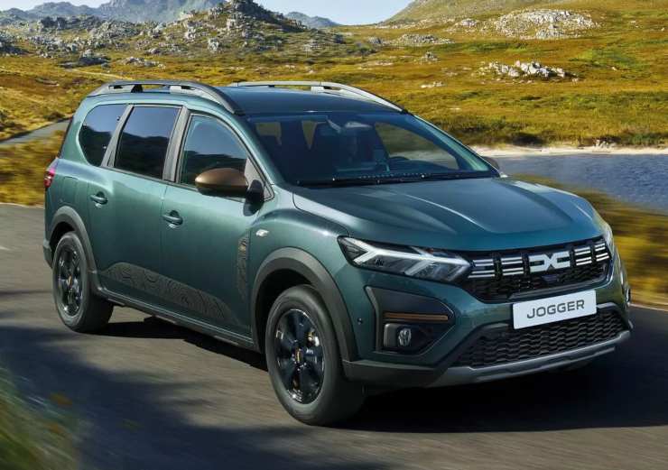 Dacia Jogger SUV GPL novità auto