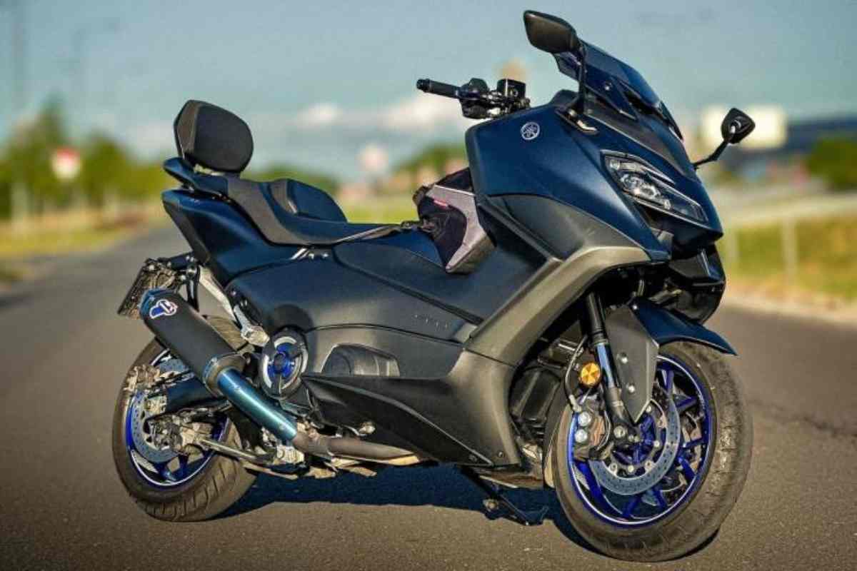 yamaha t-max